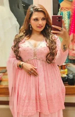 call girl in Kamla Nagar